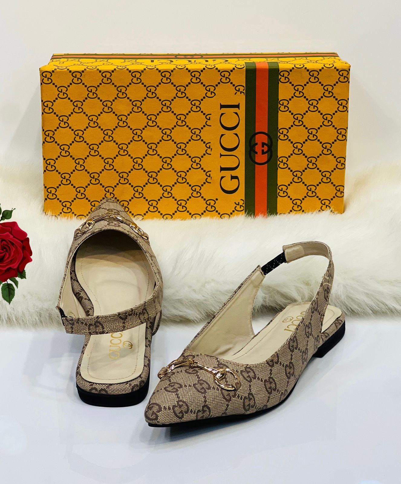 Gucci Flat Pumps