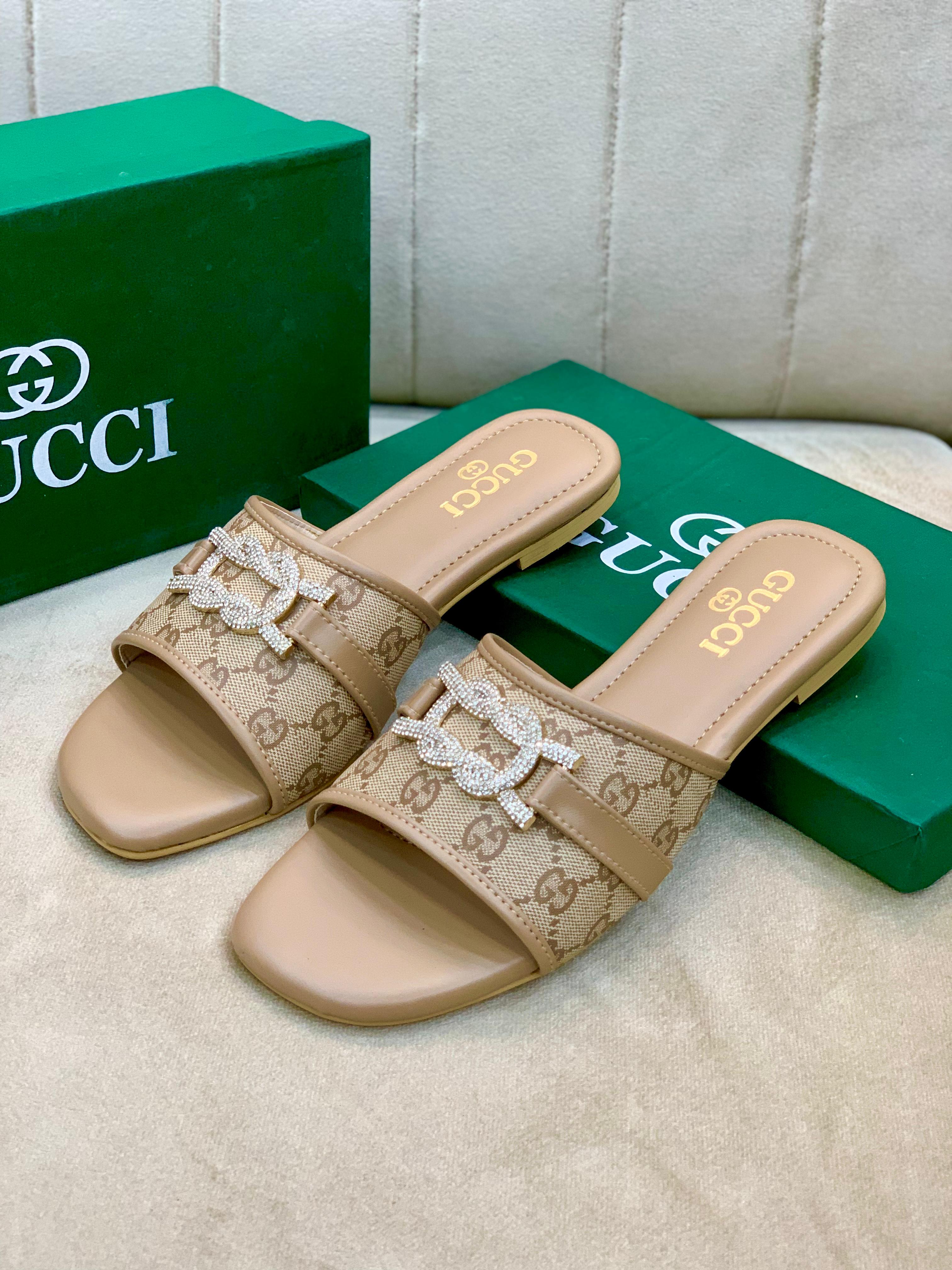 GUCCI Flat Slippers