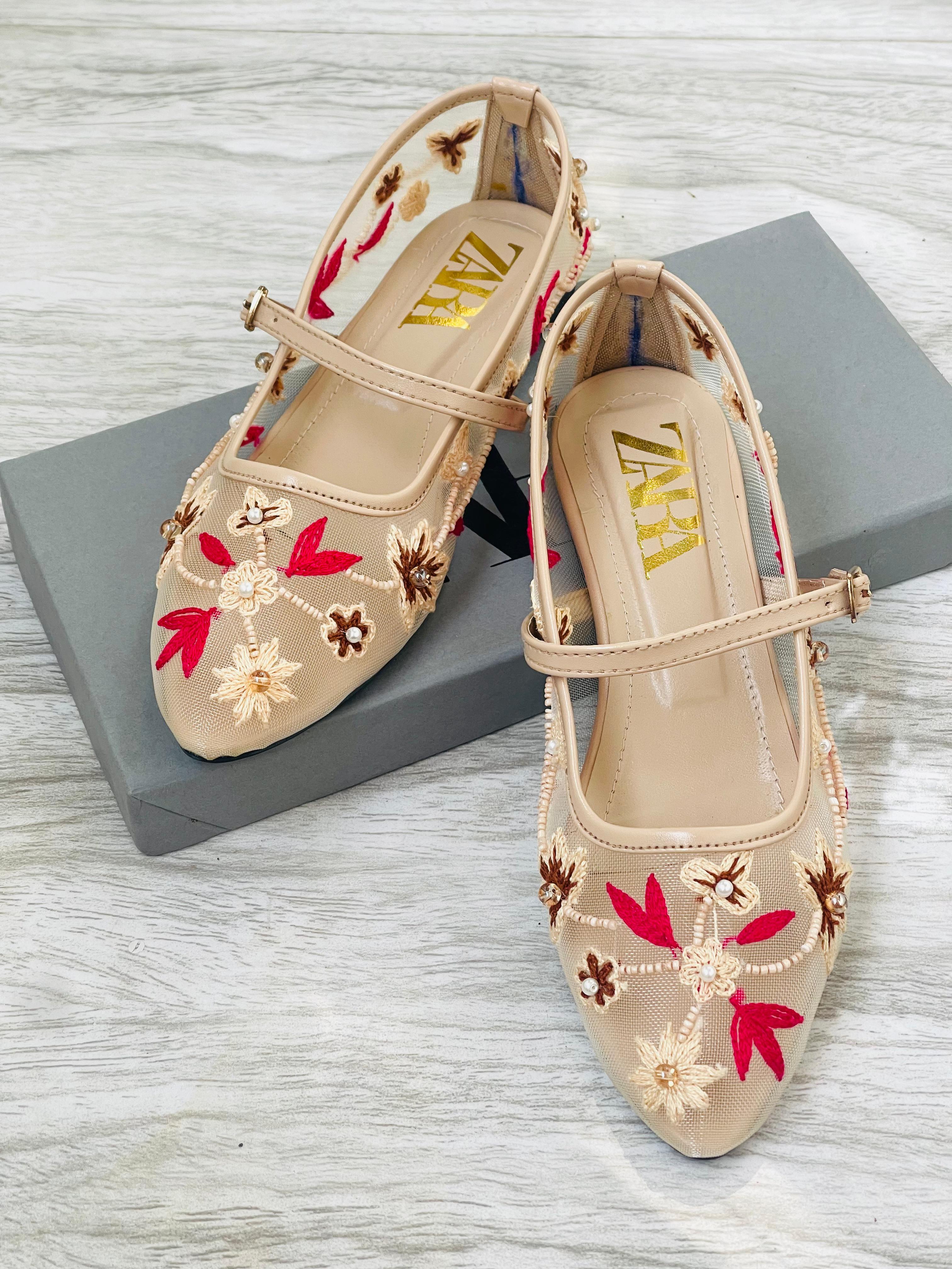 ZARA Embroidered Flats Pumps