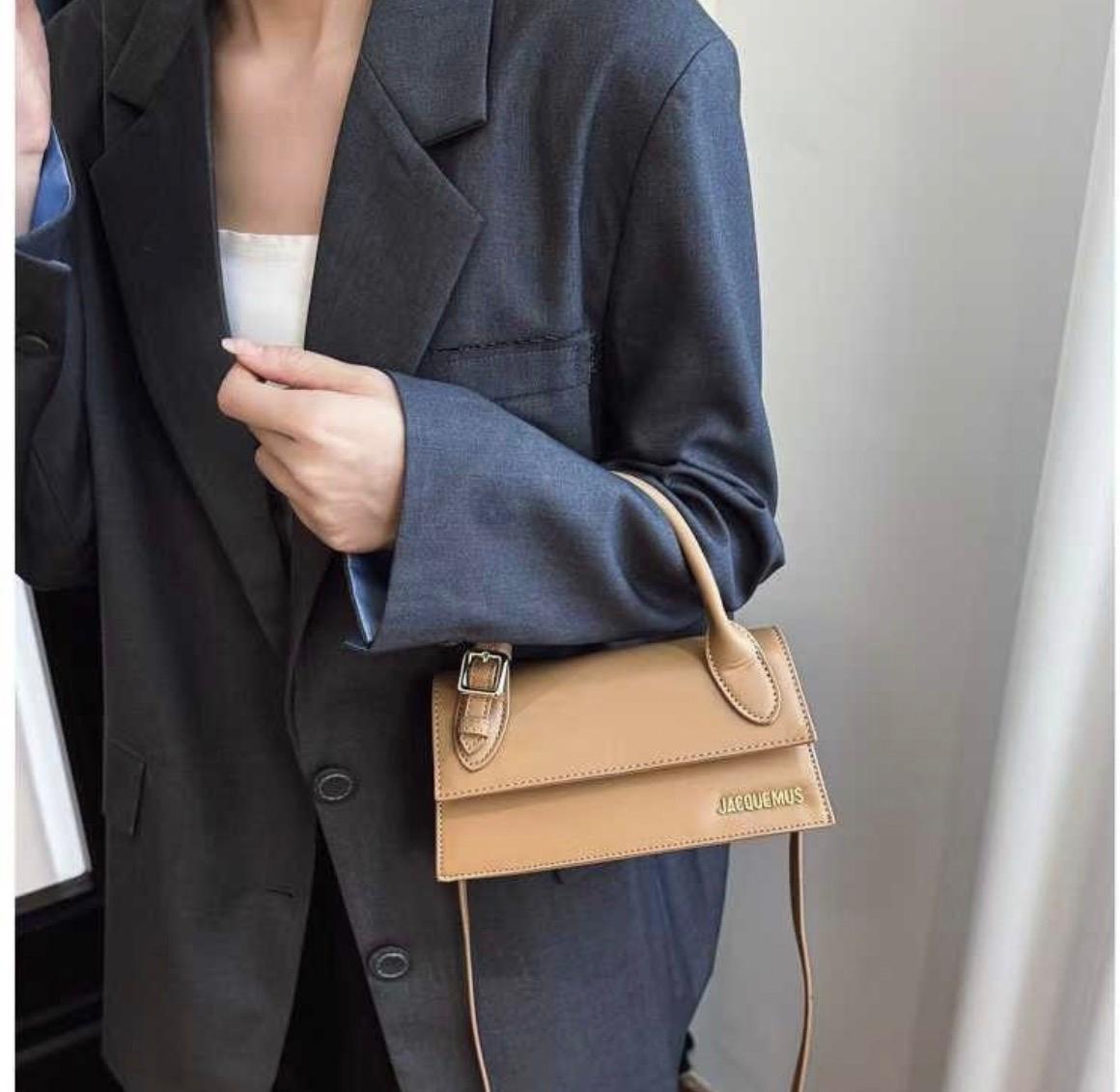 Jacquemus The long Chiquito with buckle