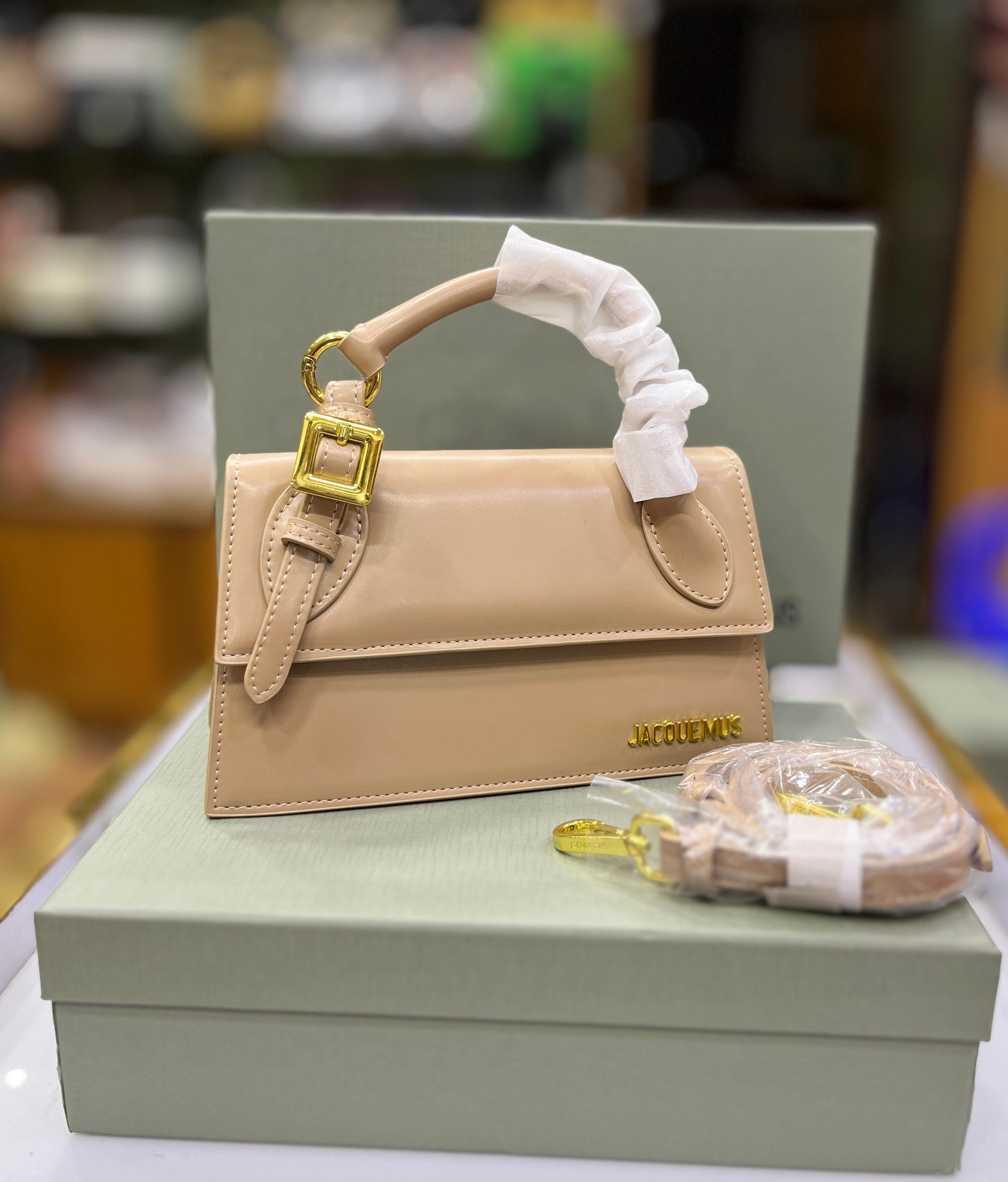 Jacquemus The long Chiquito with buckle