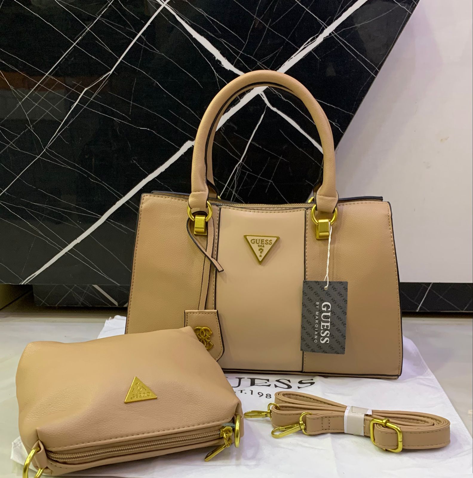 GUESS 2 PCS HANDBAG