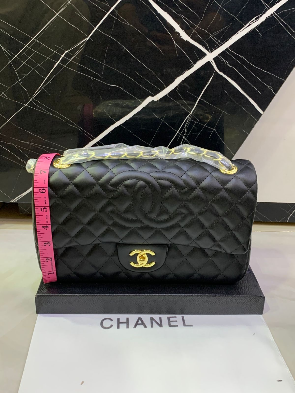 CHANEL SHOULDER HANDBAG