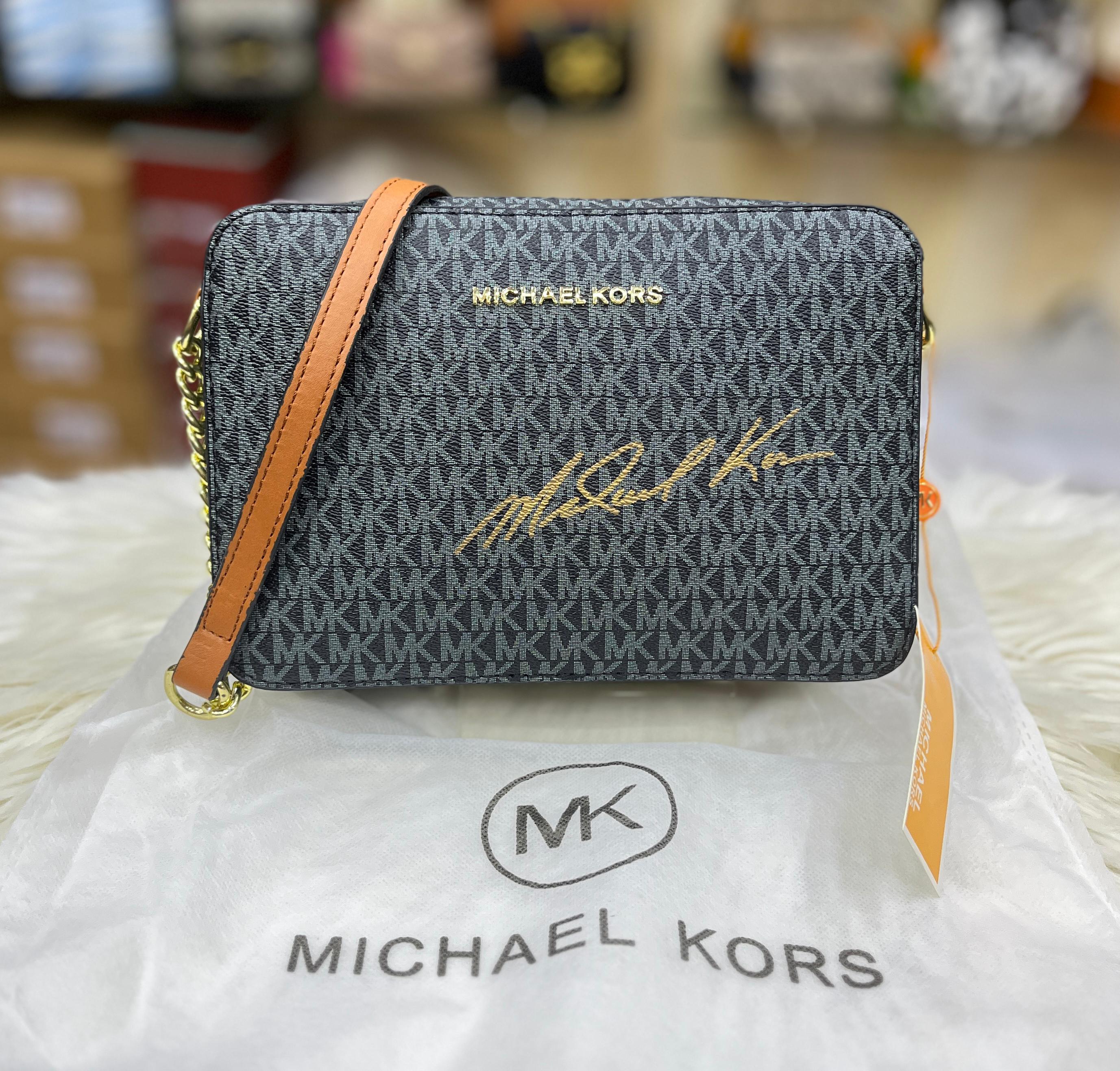 MICHAEL KORS JET SET MEDIUM SIGNATURE CROSSBODY