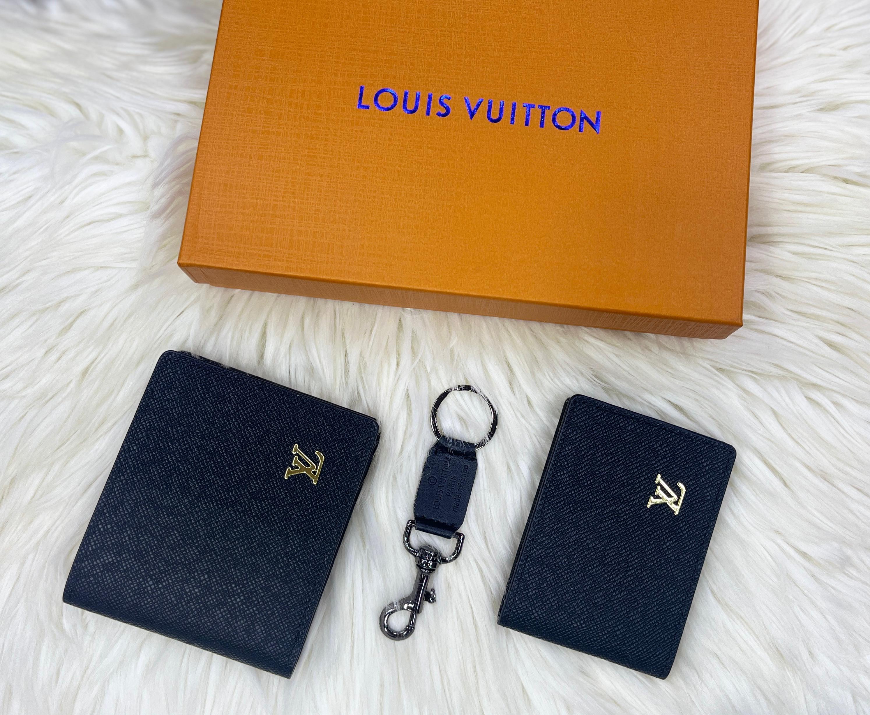 GUCCI & LOUIS VUITTON WALLET