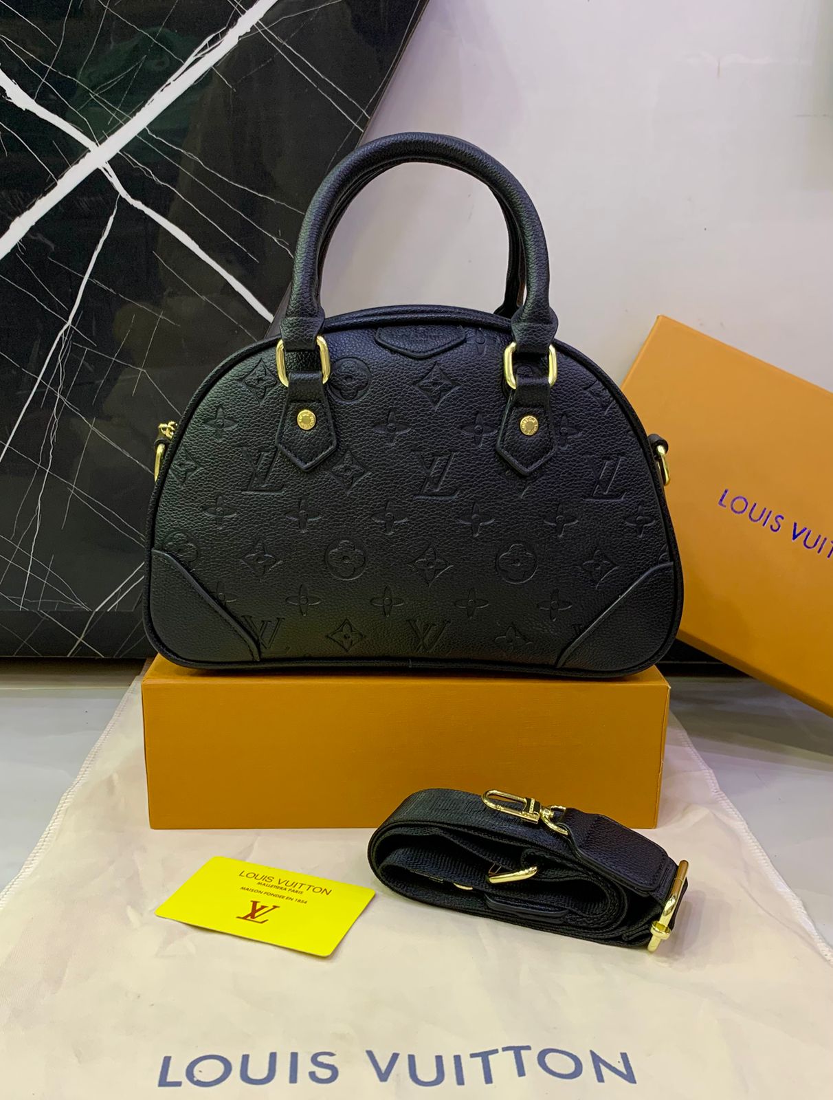 LOUIS VUITTON CROSSBODY