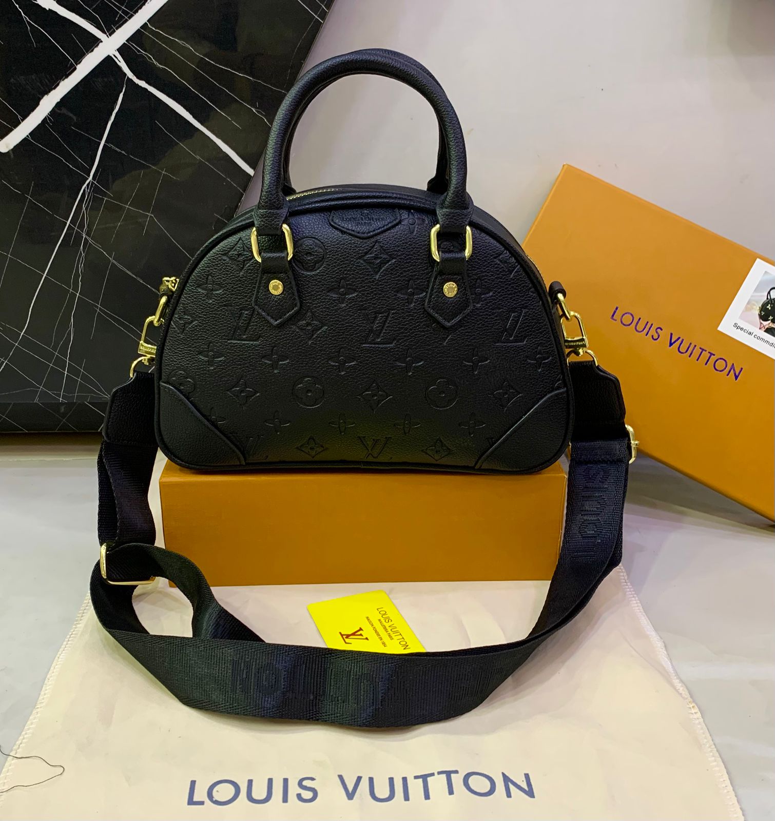 LOUIS VUITTON CROSSBODY