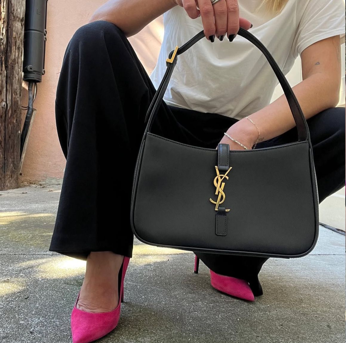 SAINT LAURENT HOBO SHOULDER BAG